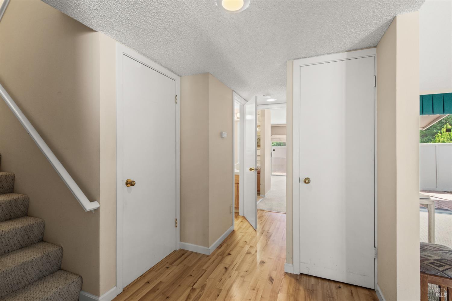 2324 Lakeview Drive Santa Rosa CA 95405