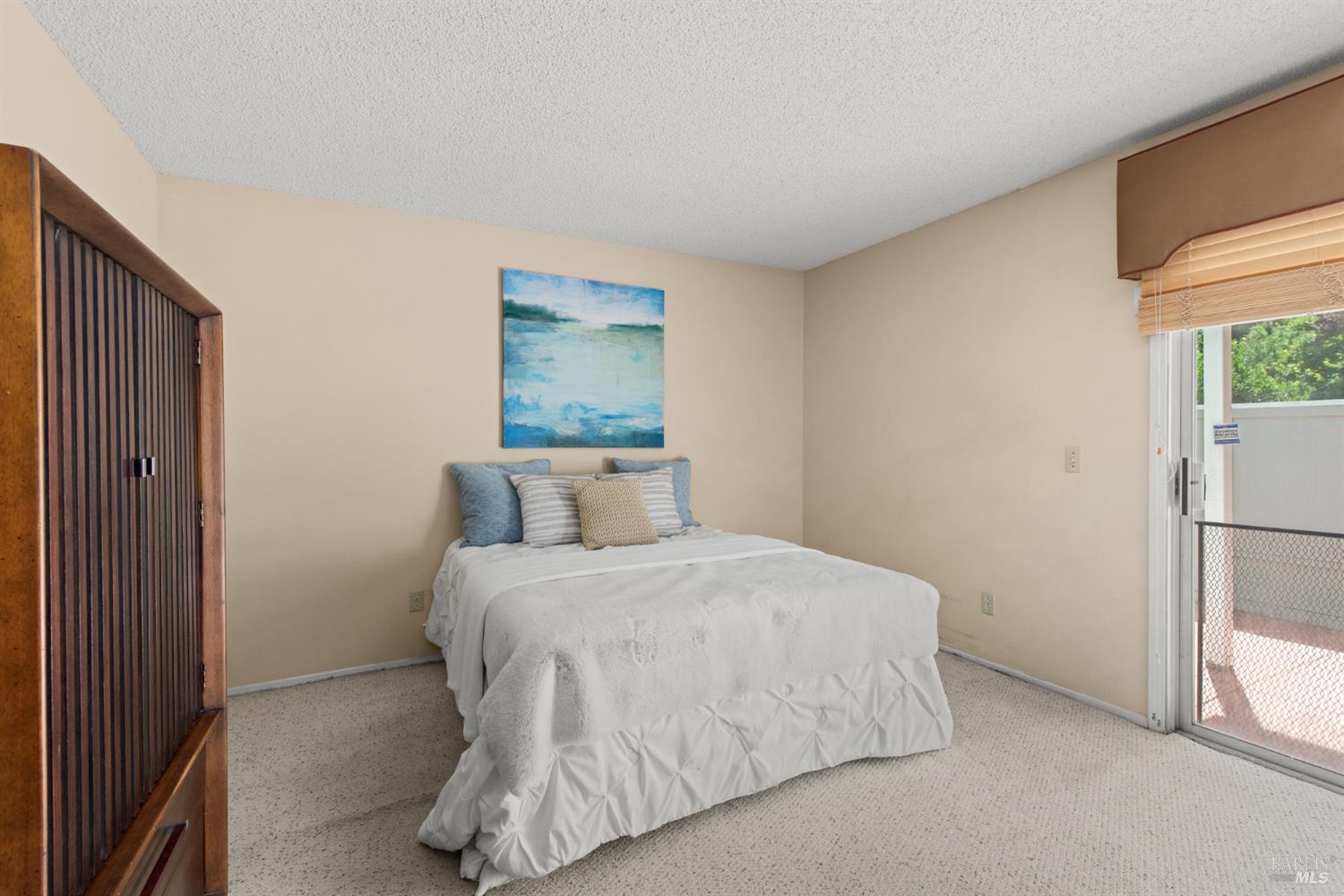 2324 Lakeview Drive Santa Rosa CA 95405