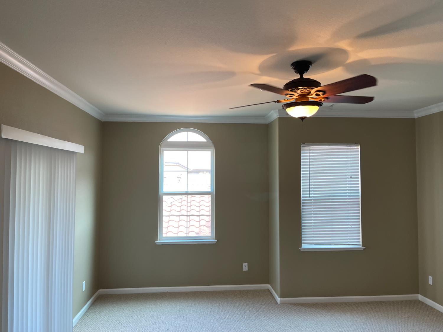 72 S Rio Rapido Tracy CA 95391