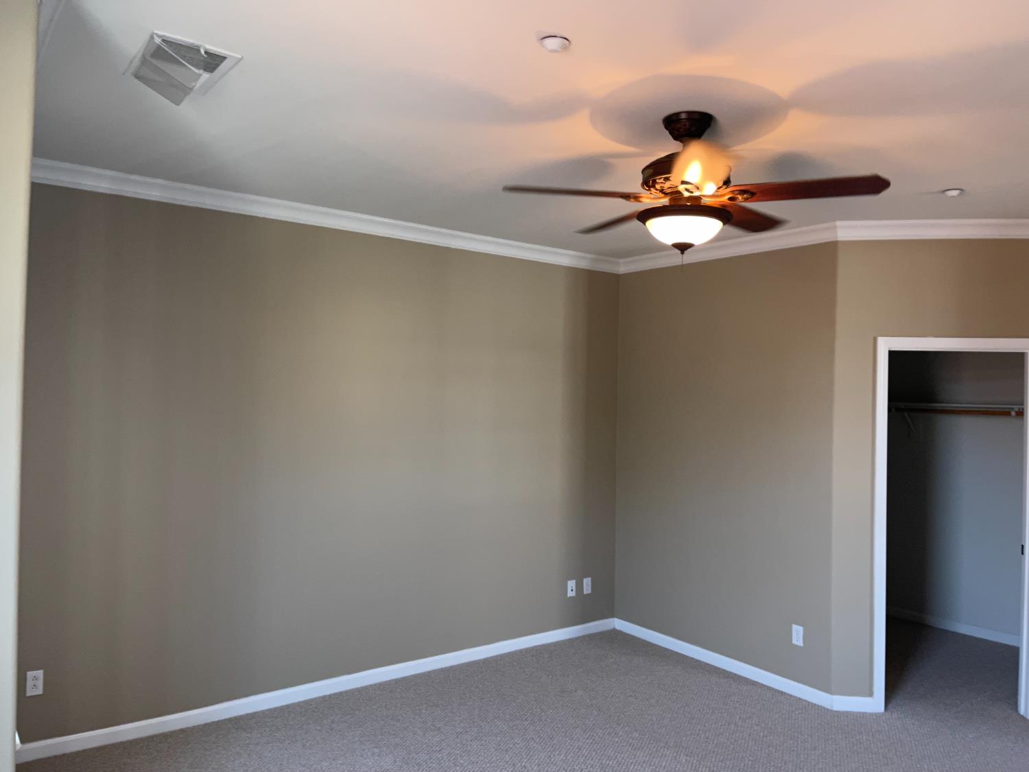 72 S Rio Rapido Tracy CA 95391