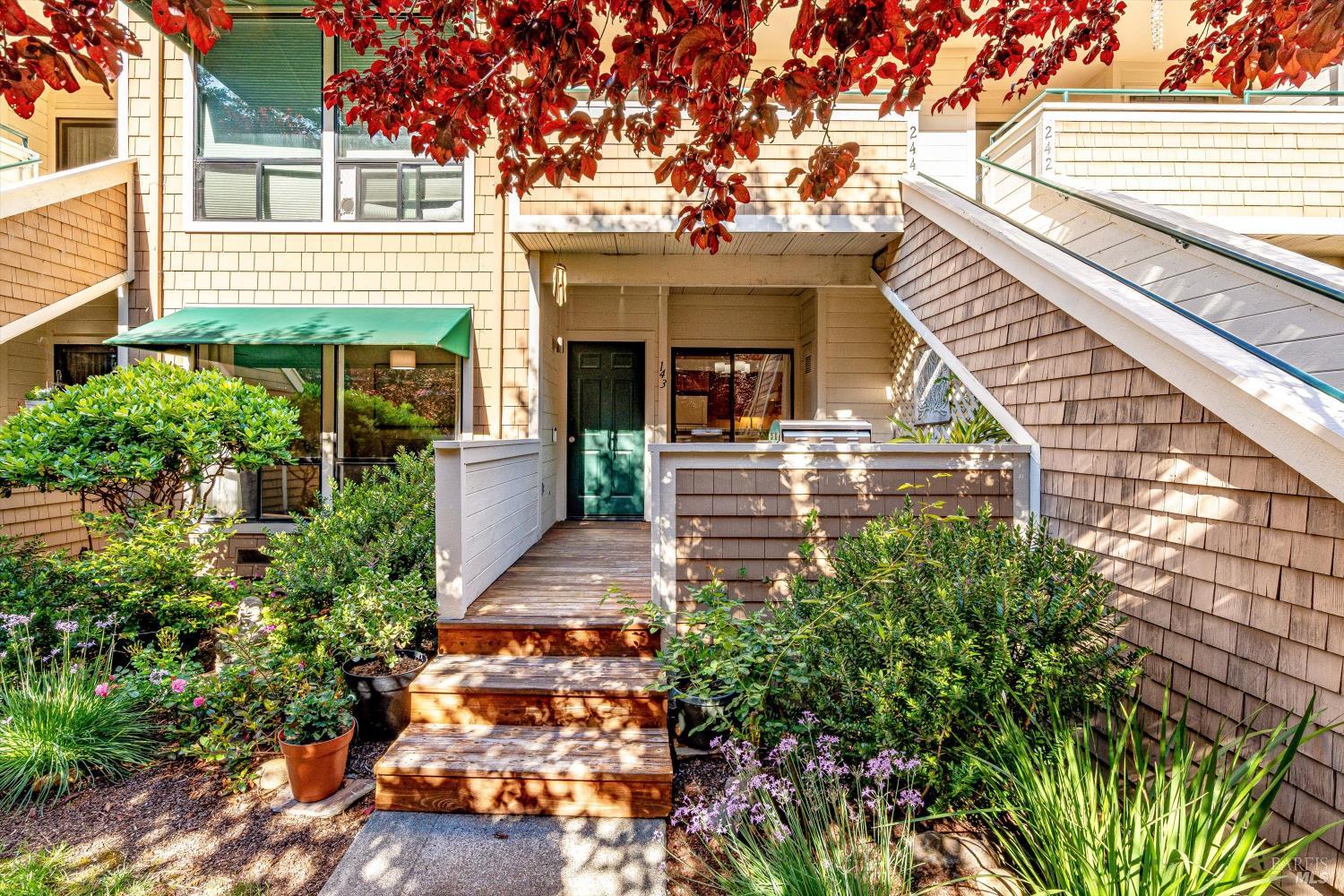 901 Russell Avenue Santa Rosa CA 95403