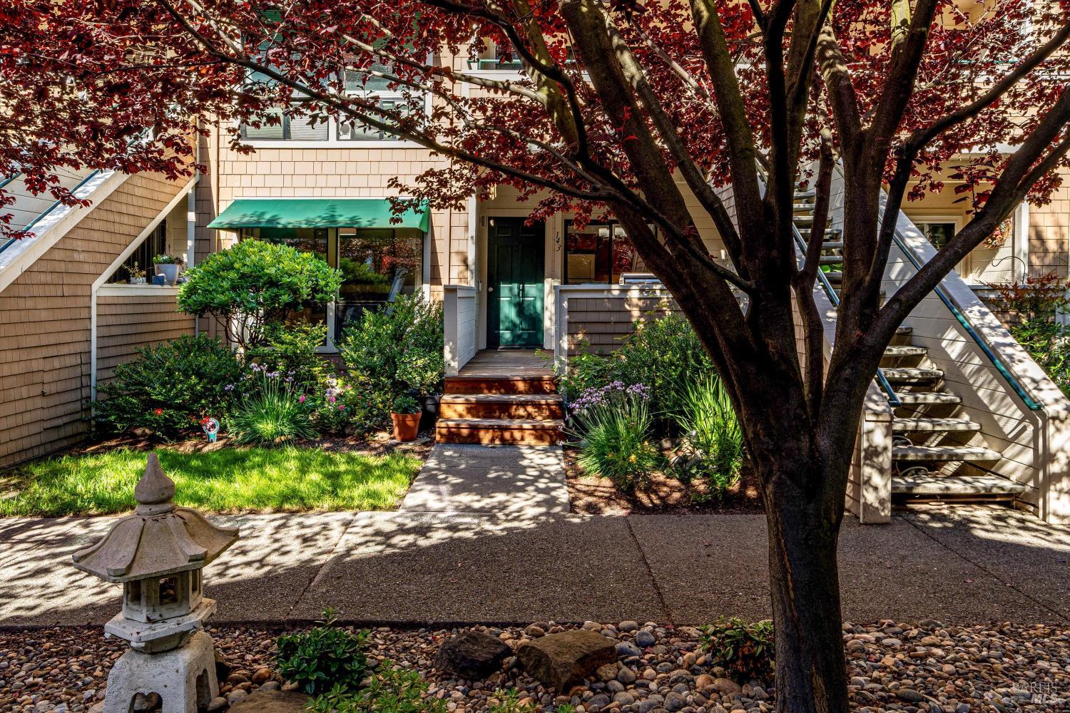 901 Russell Avenue Santa Rosa CA 95403