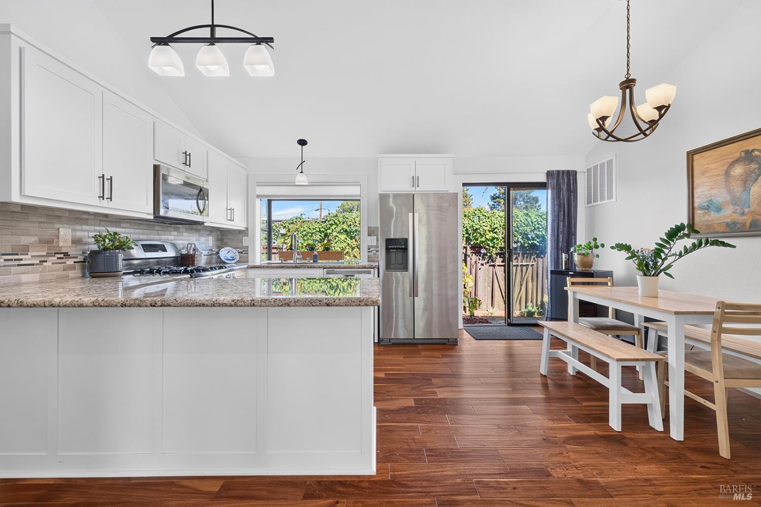 21 Natalie Circle Petaluma CA 94952