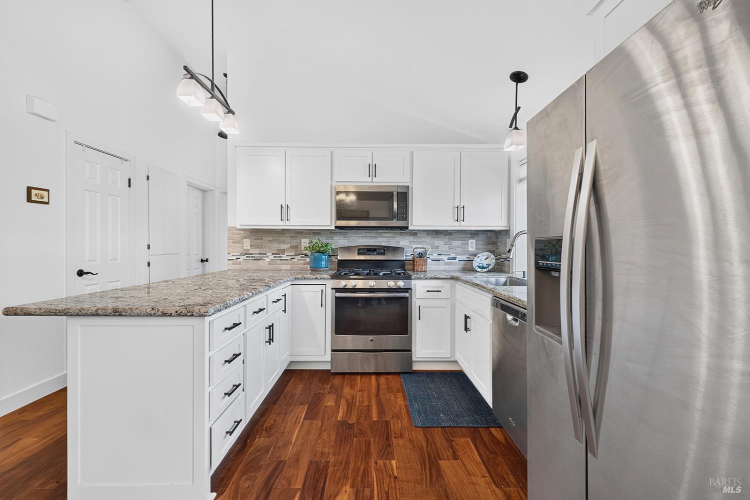21 Natalie Circle Petaluma CA 94952