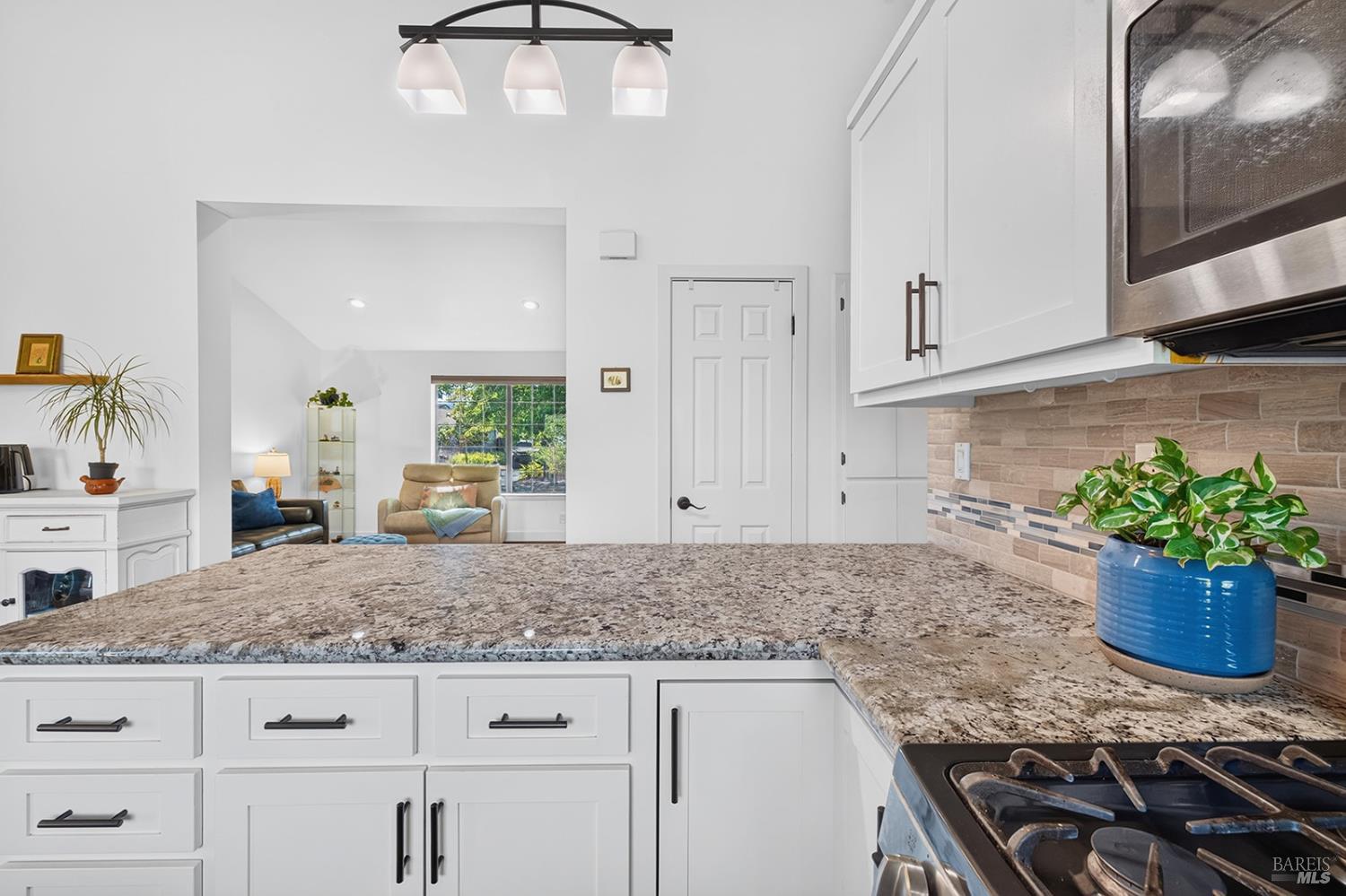 21 Natalie Circle Petaluma CA 94952