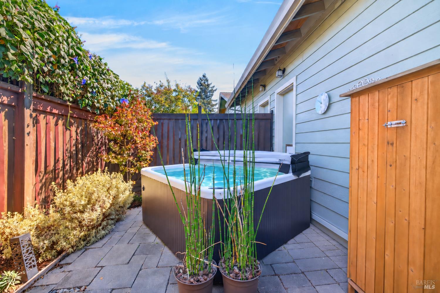 21 Natalie Circle Petaluma CA 94952