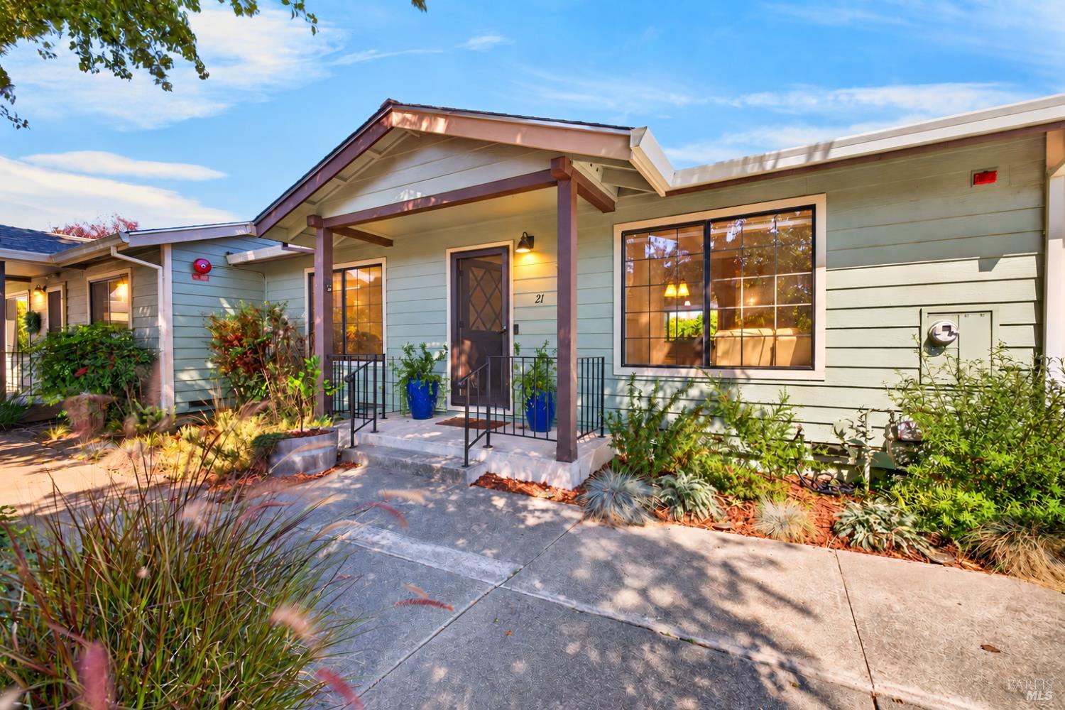 21 Natalie Circle Petaluma CA 94952