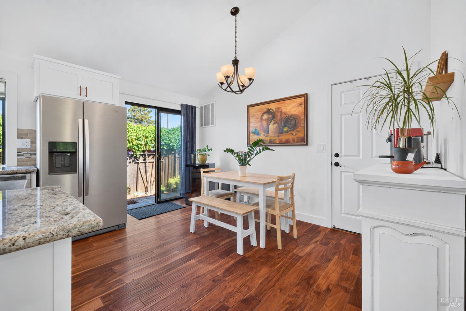 21 Natalie Circle Petaluma CA 94952