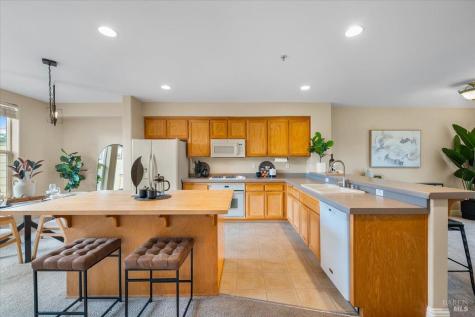19 Johnson Street Windsor CA 95492