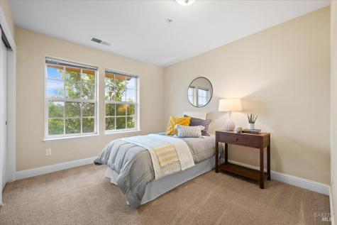 19 Johnson Street Windsor CA 95492