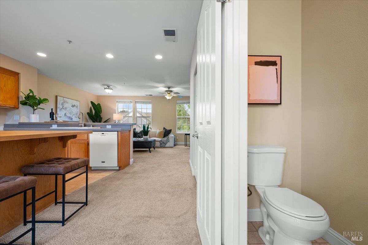 19 Johnson Street Windsor CA 95492