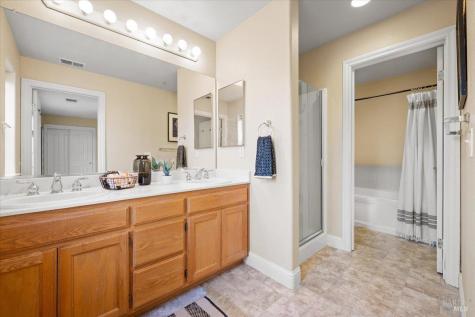 19 Johnson Street Windsor CA 95492