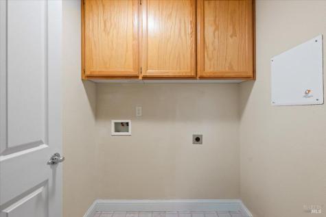 19 Johnson Street Windsor CA 95492