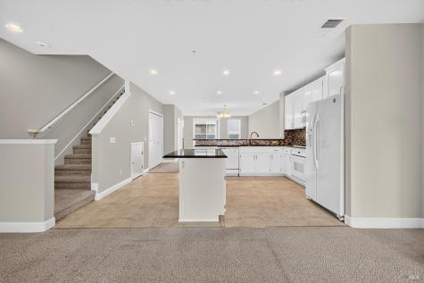 766 Mcclelland Drive Windsor CA 95492