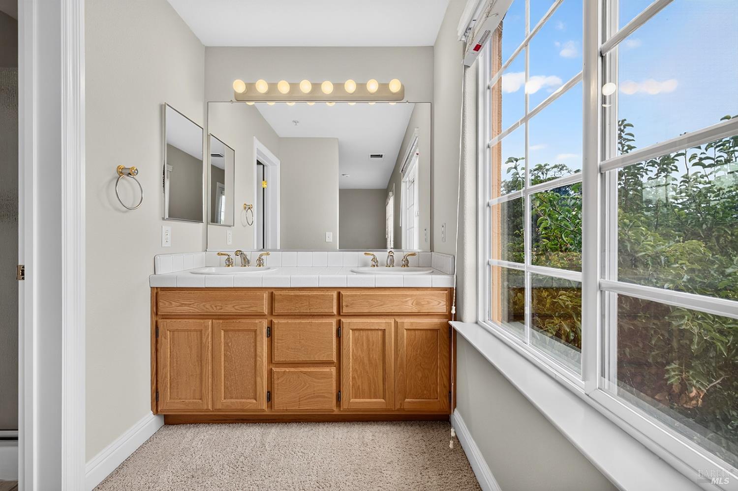 766 Mcclelland Drive Windsor CA 95492