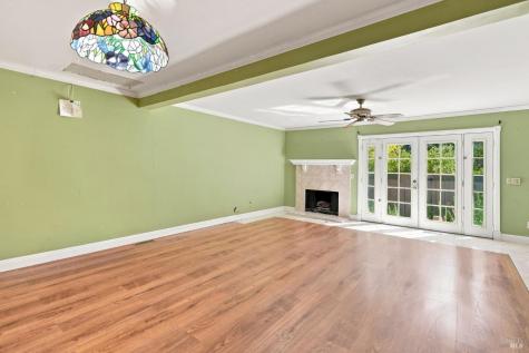 7 Rosemary Court Novato CA 94945