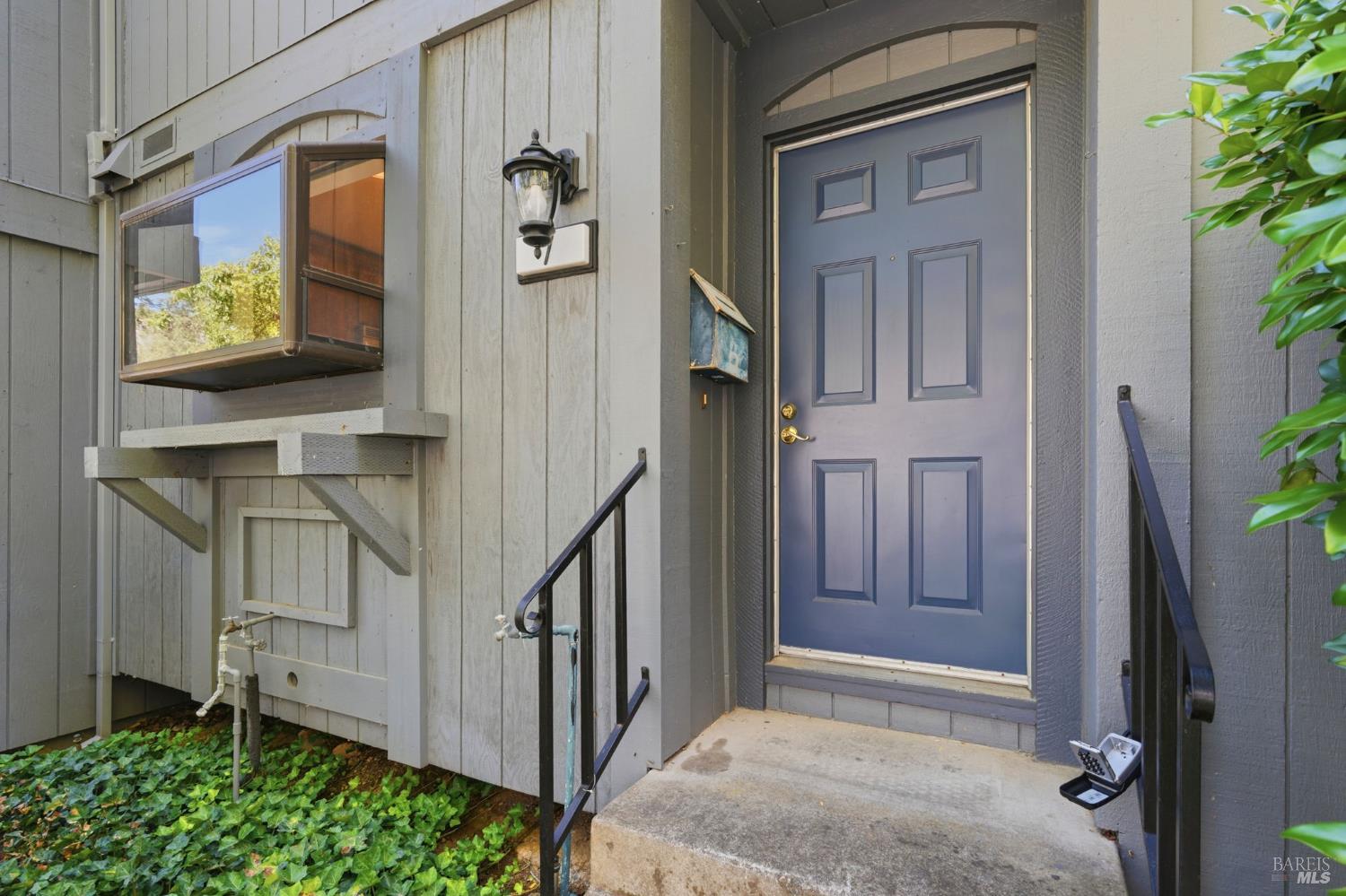 7 Rosemary Court Novato CA 94945