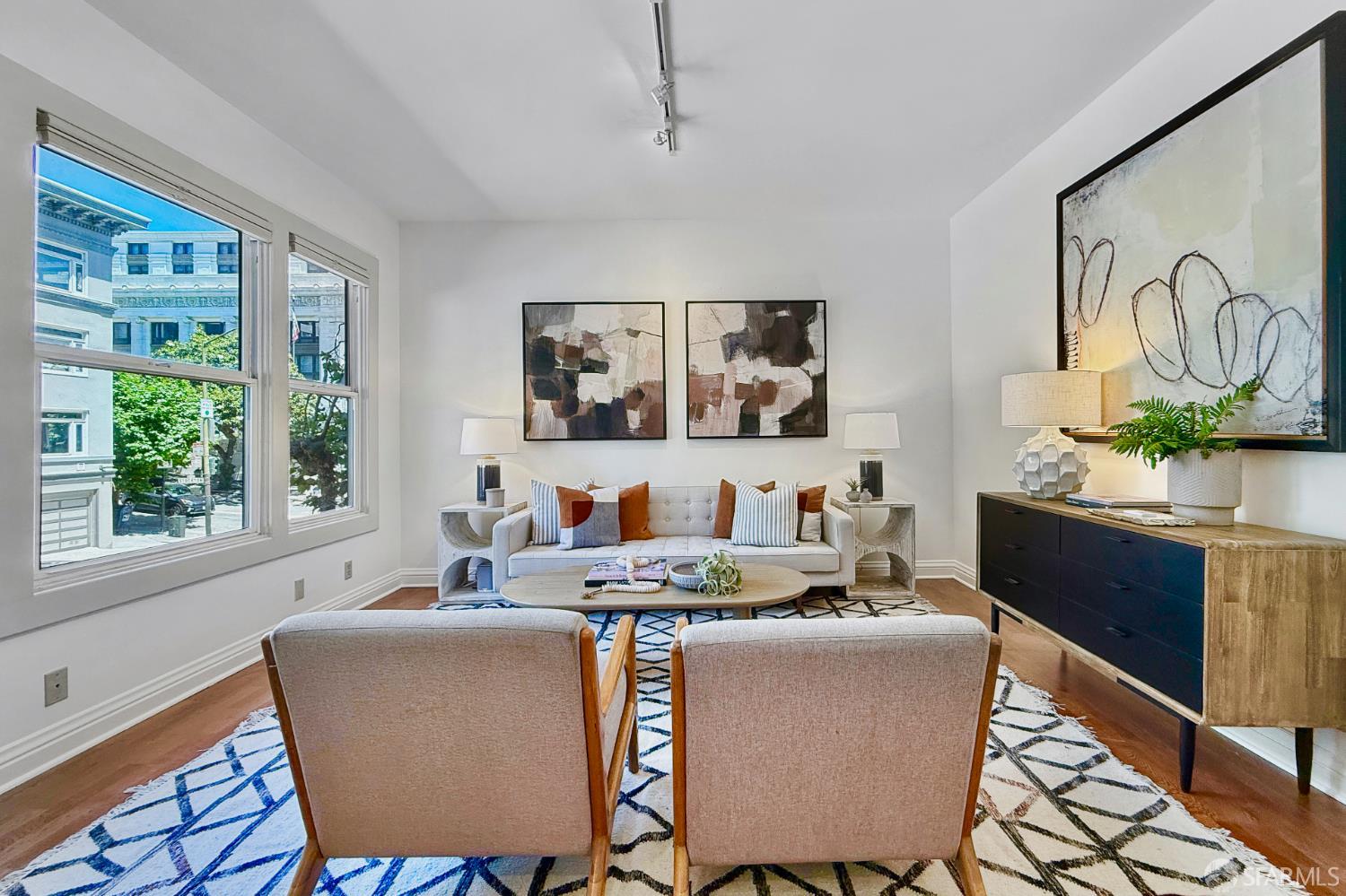 725 Pine Street San Francisco CA 94108