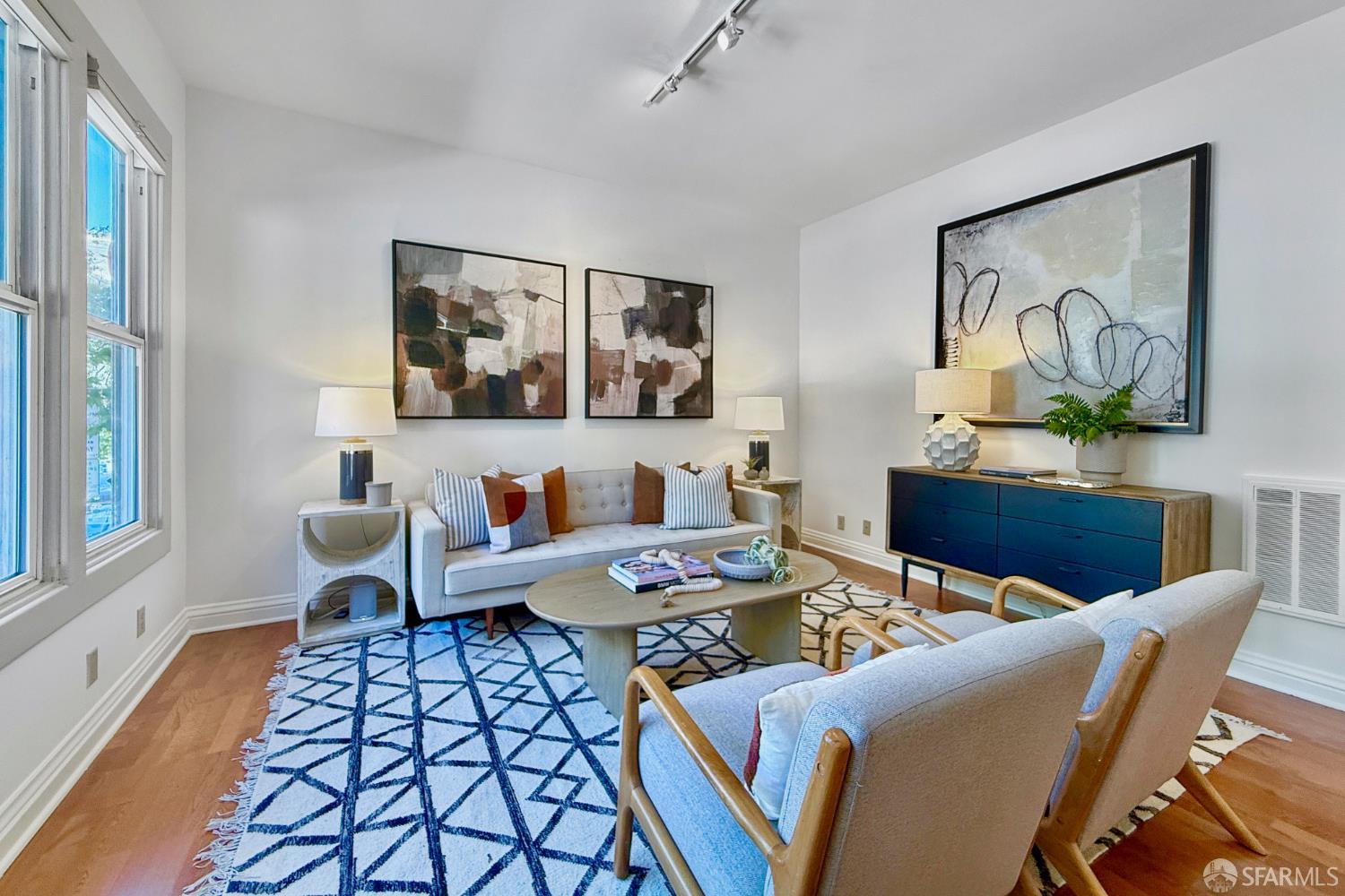 725 Pine Street San Francisco CA 94108