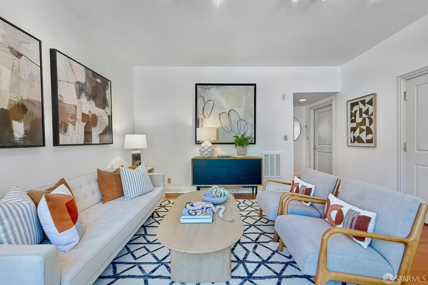 725 Pine Street San Francisco CA 94108