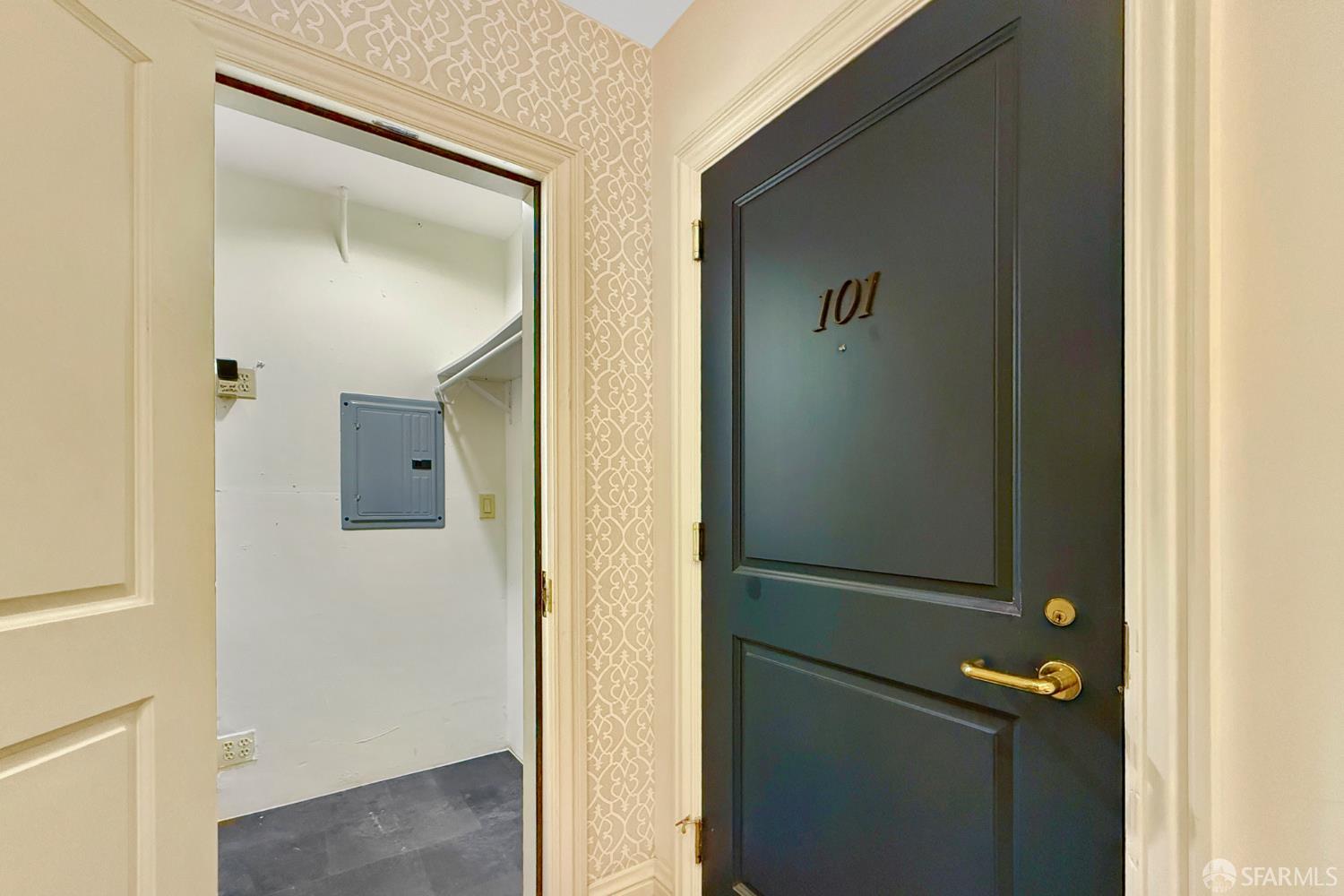 725 Pine Street San Francisco CA 94108