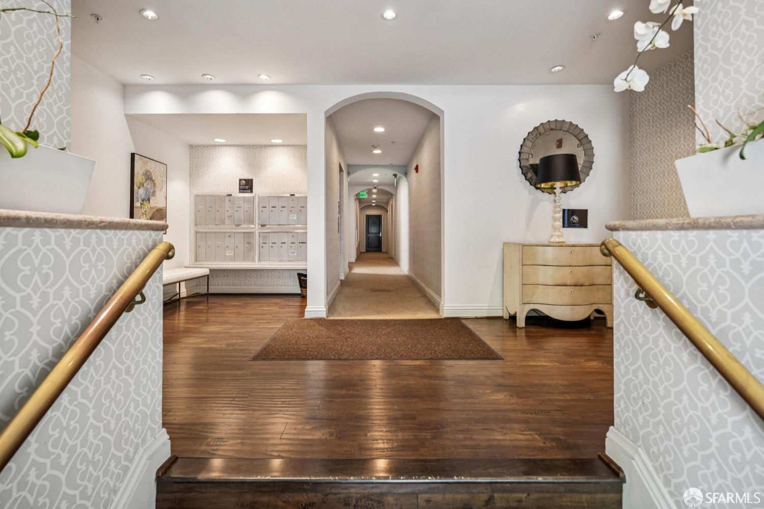 725 Pine Street San Francisco CA 94108