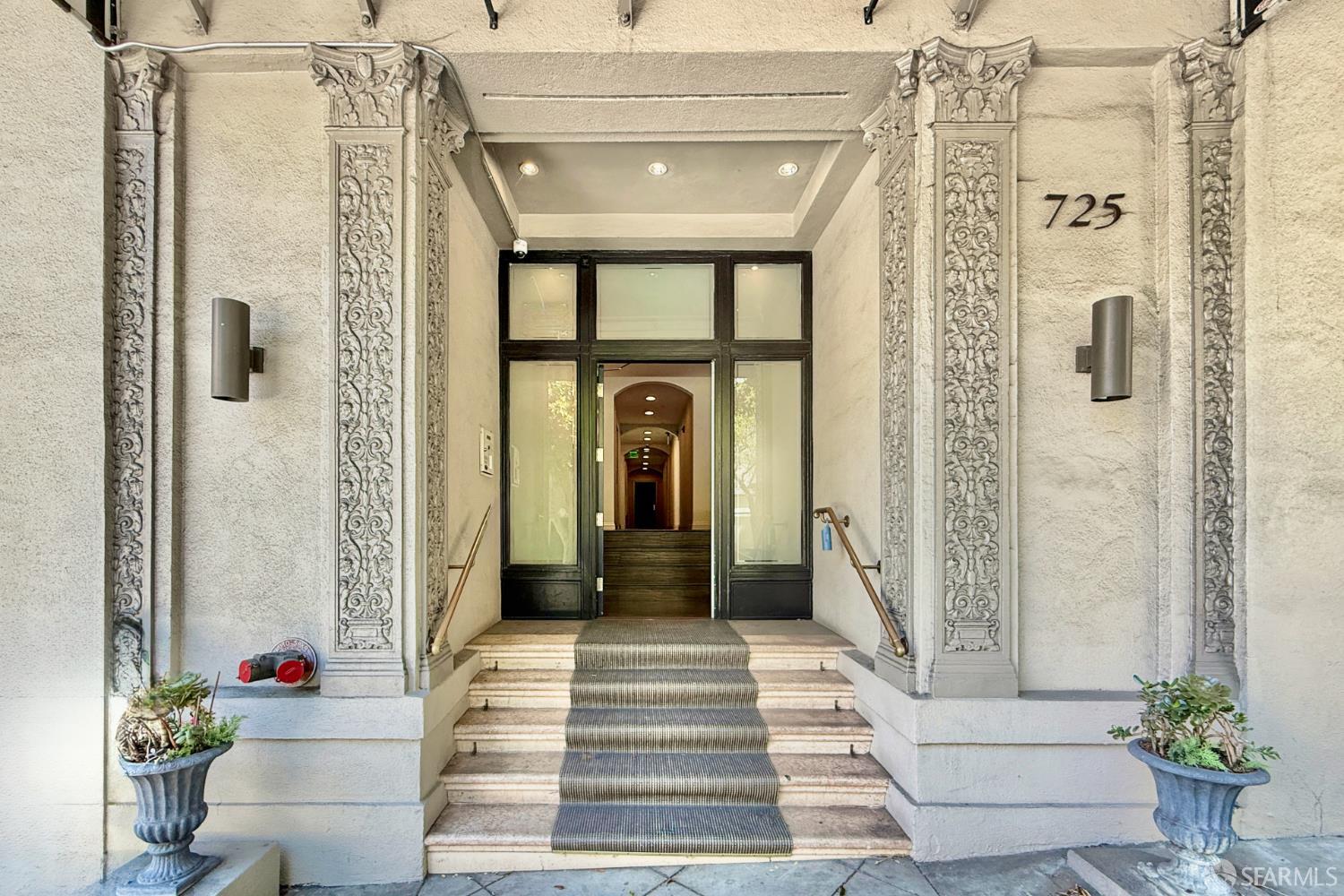 725 Pine Street San Francisco CA 94108