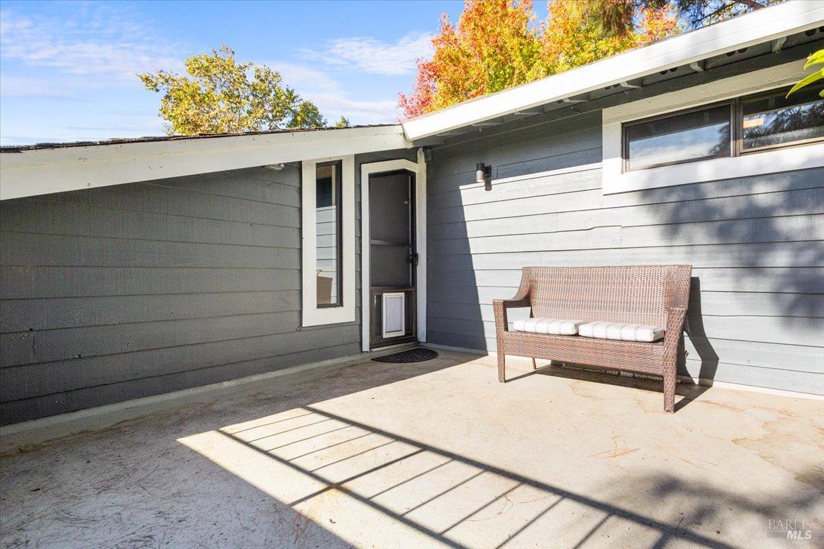 904 Marylyn Circle Petaluma CA 94954