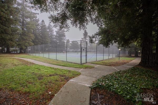904 Marylyn Circle Petaluma CA 94954