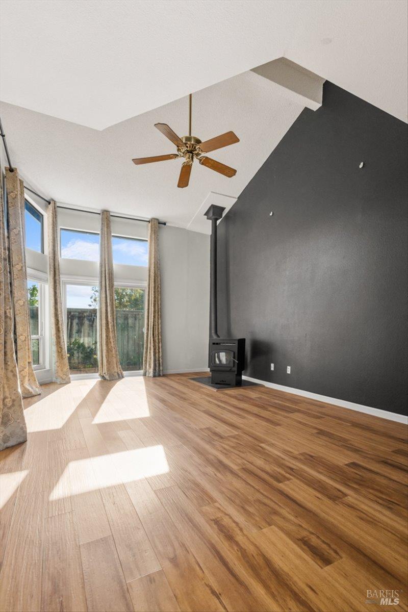 904 Marylyn Circle Petaluma CA 94954