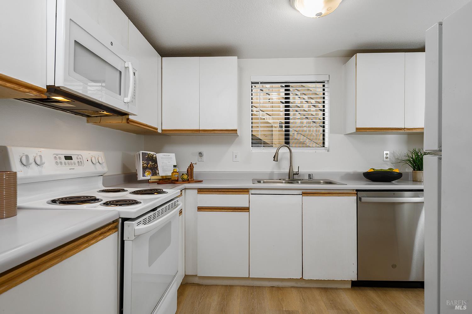 425 Mission Boulevard Santa Rosa CA 95409