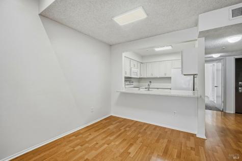 16 Redwood Court Santa Rosa CA 95409