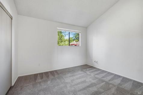 16 Redwood Court Santa Rosa CA 95409