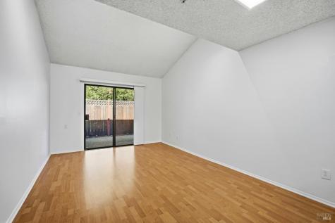 16 Redwood Court Santa Rosa CA 95409