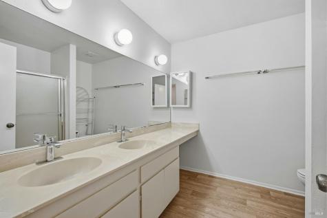 16 Redwood Court Santa Rosa CA 95409