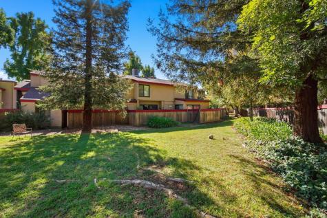 16 Redwood Court Santa Rosa CA 95409