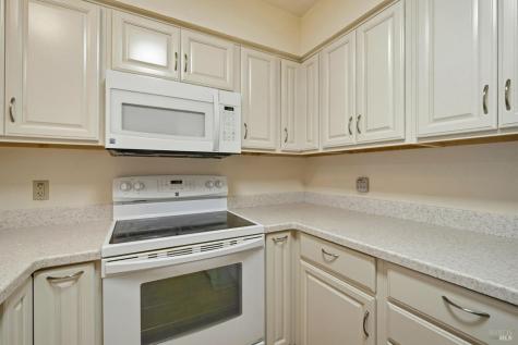 16 Redwood Court Santa Rosa CA 95409