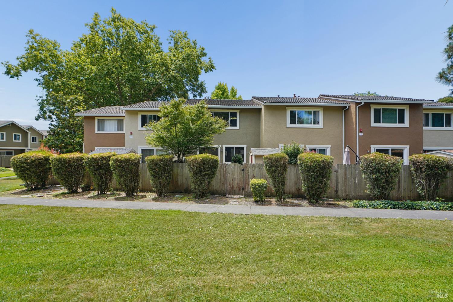 522 Santa Alicia Drive Rohnert Park CA 94928