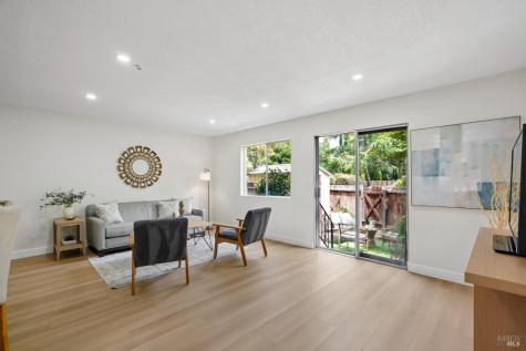 522 Santa Alicia Drive Rohnert Park CA 94928