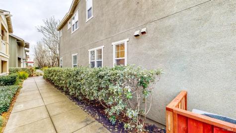 6698 Santero Way Cotati CA 94931