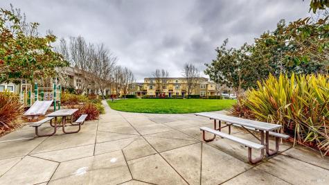 6698 Santero Way Cotati CA 94931