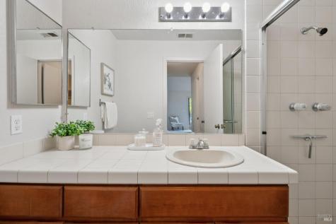 154 Sandpiper Court Novato CA 94949