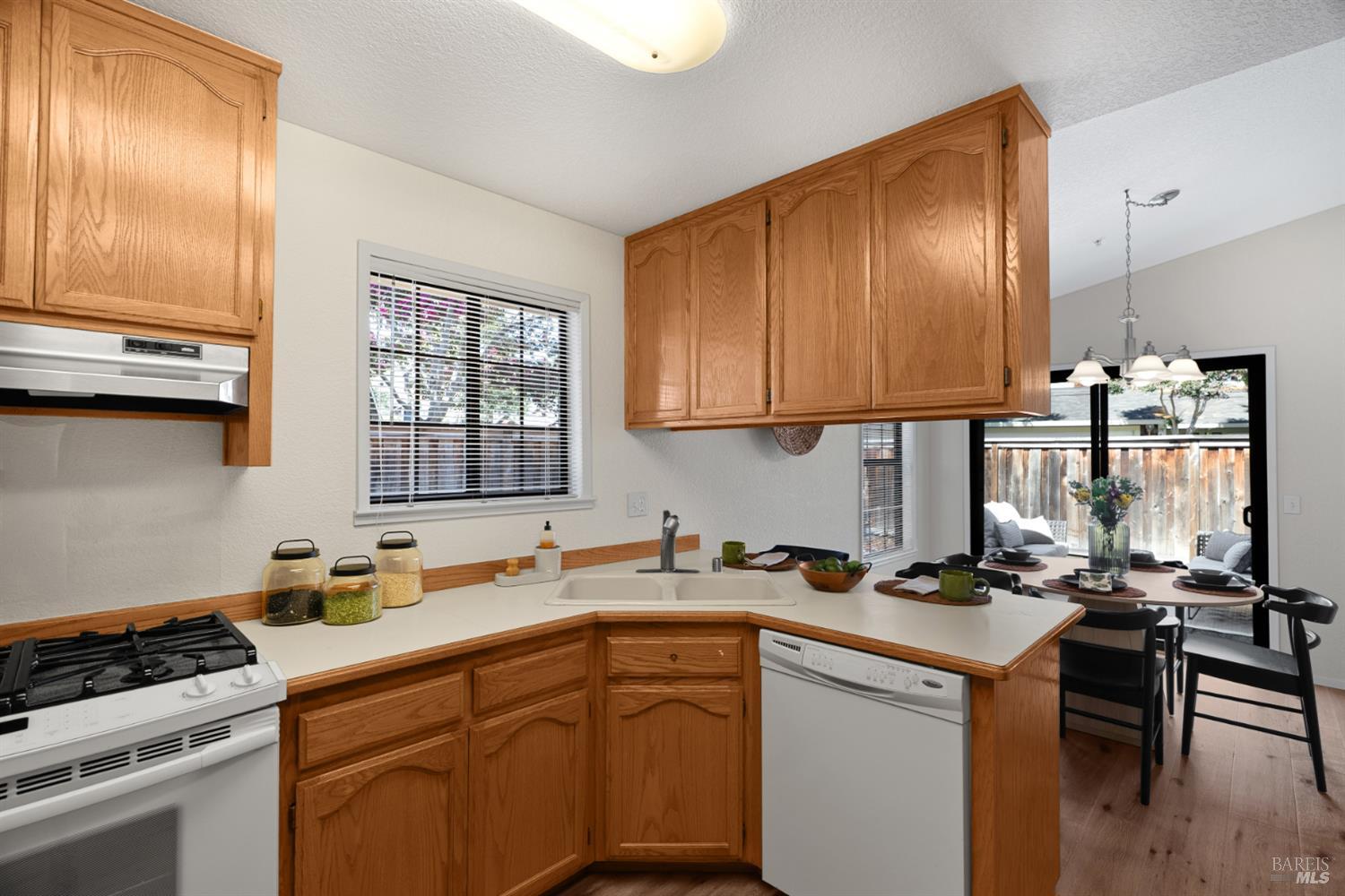 1725 Drake Court Petaluma CA 94954