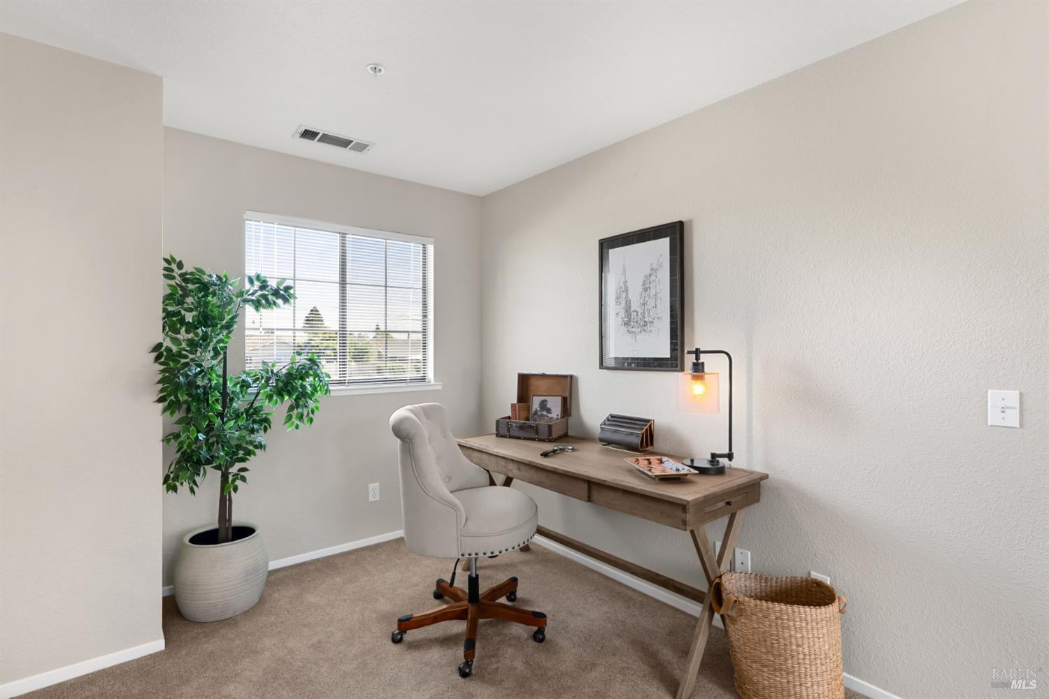 1725 Drake Court Petaluma CA 94954