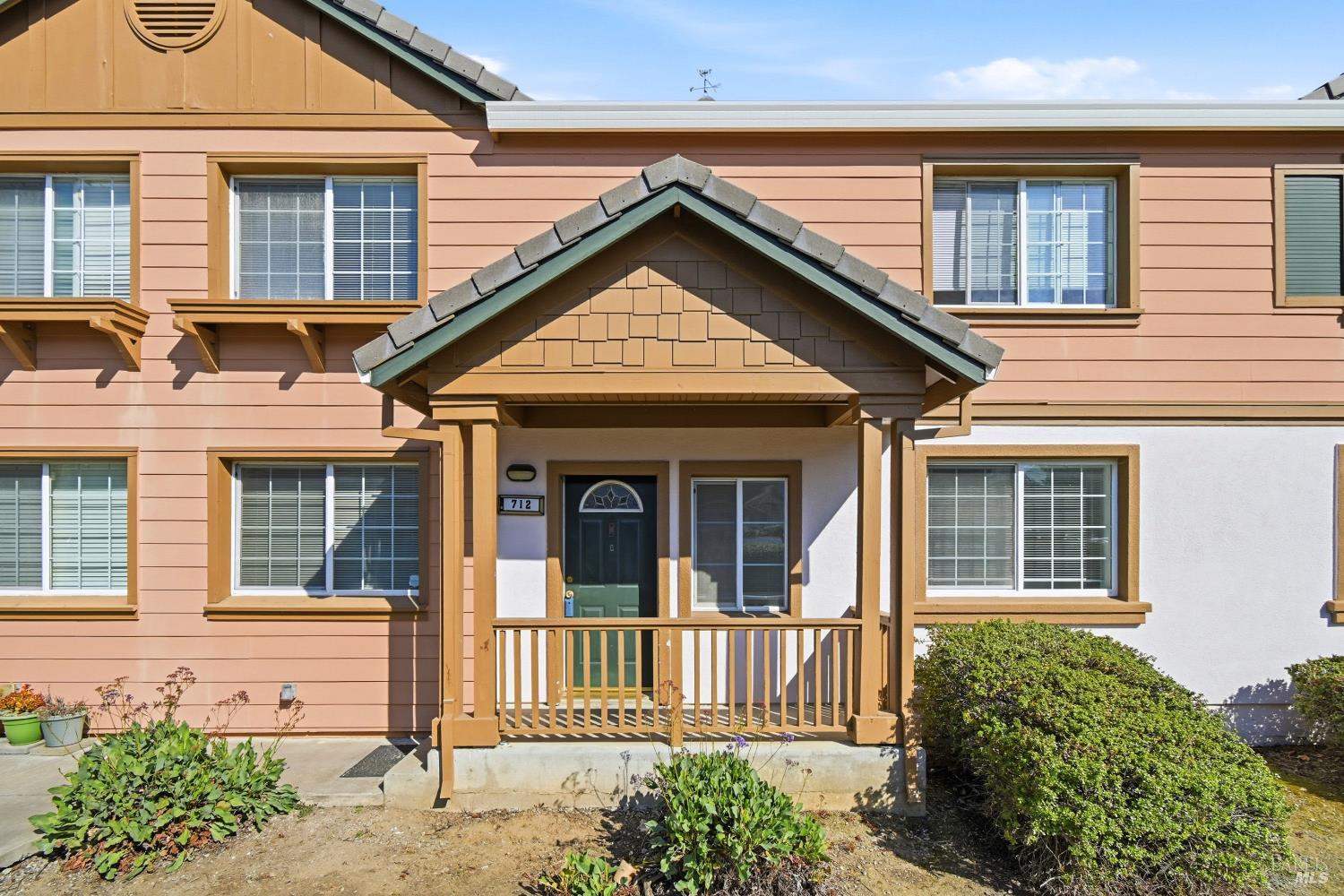 712 Daniels Avenue Vallejo CA 94590