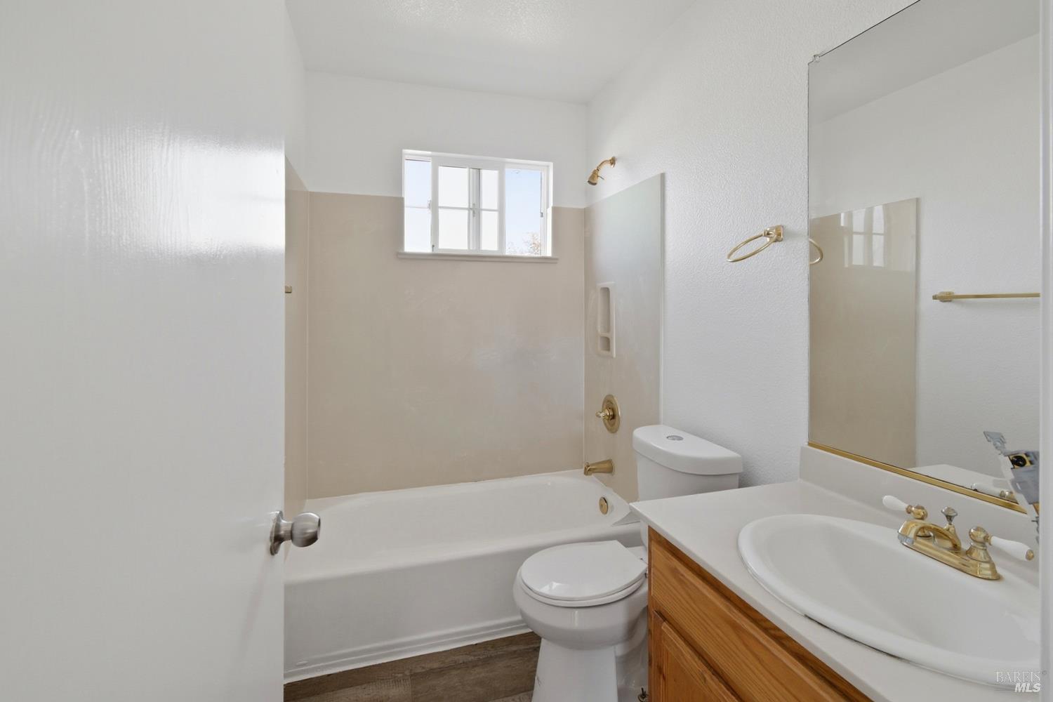712 Daniels Avenue Vallejo CA 94590