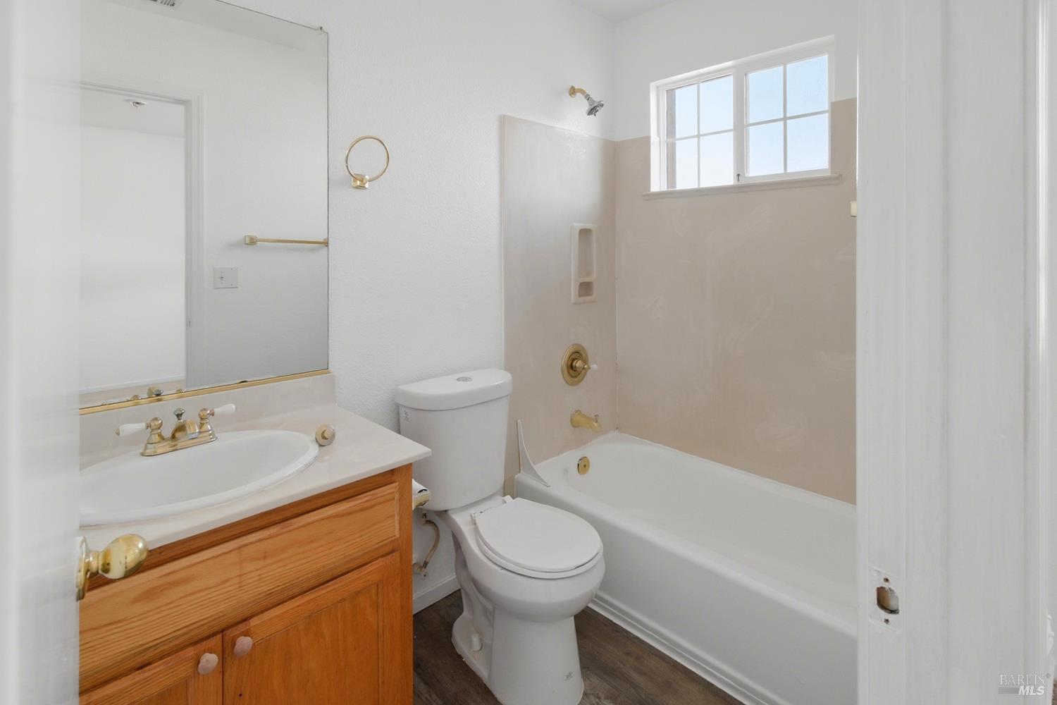 712 Daniels Avenue Vallejo CA 94590