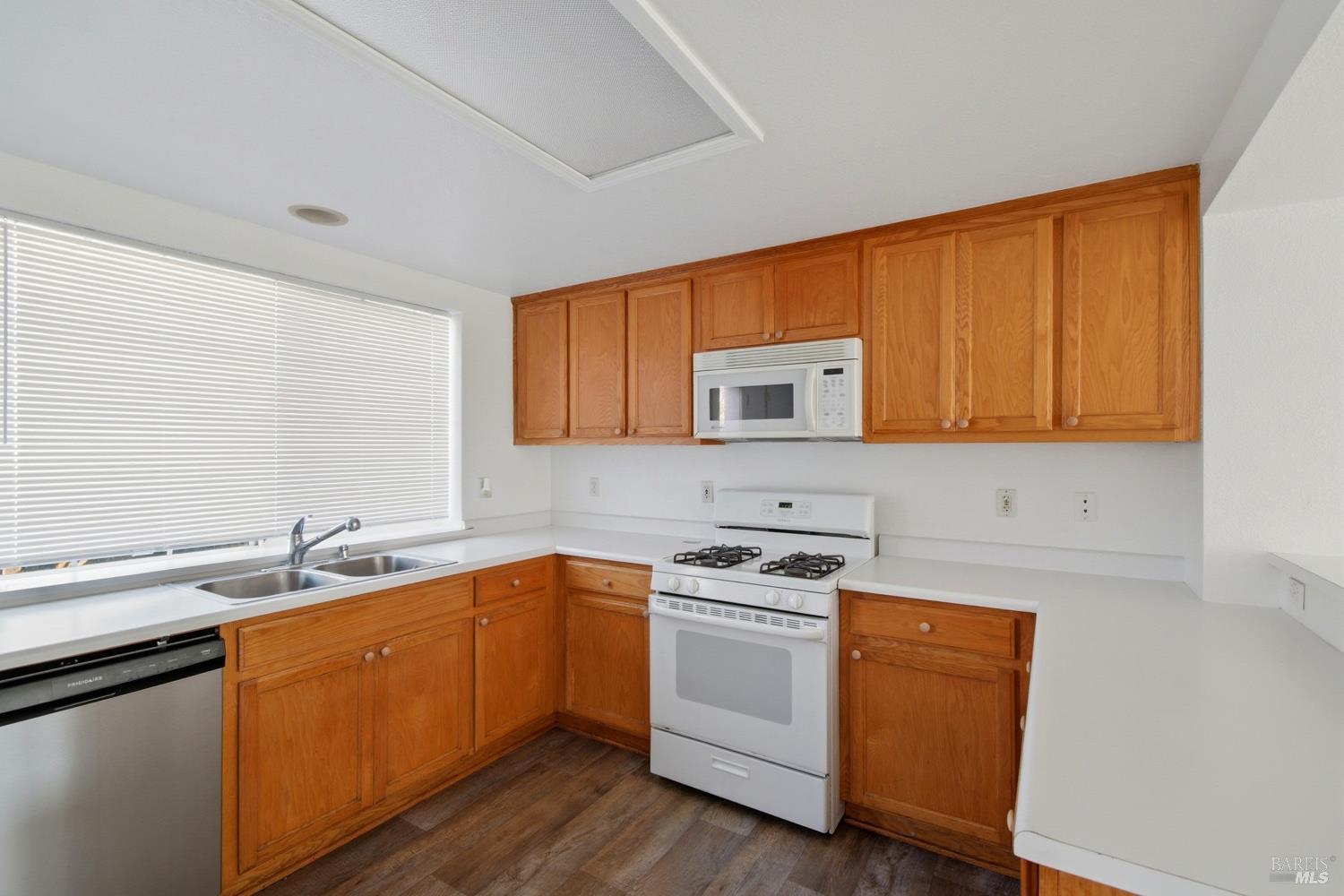 712 Daniels Avenue Vallejo CA 94590