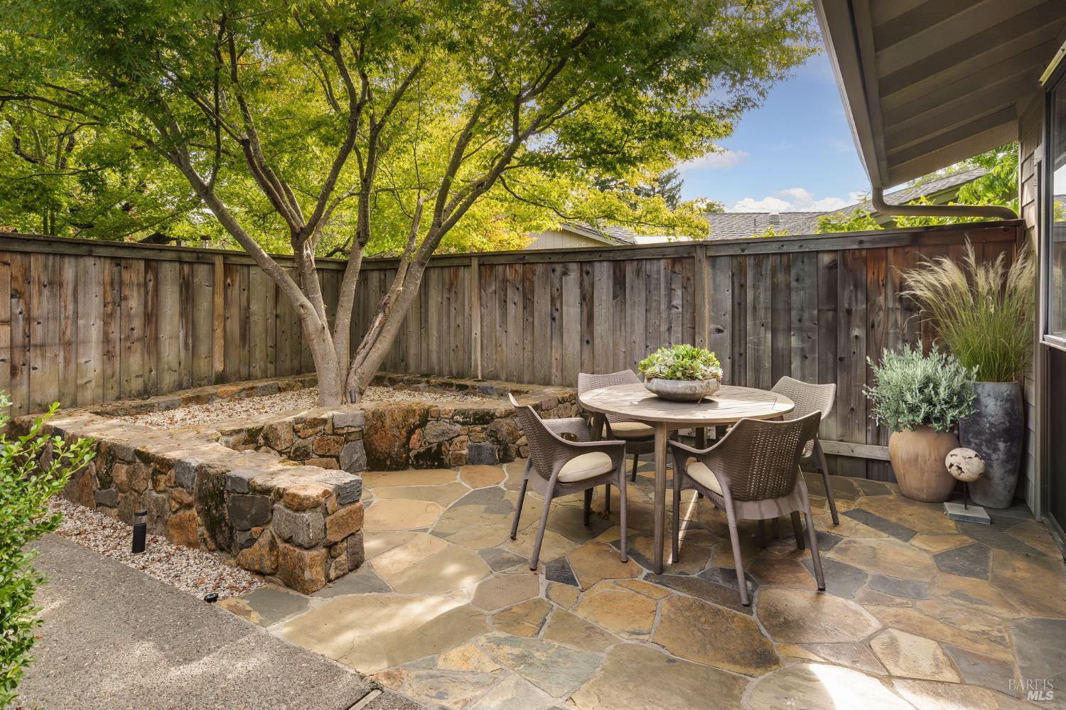 6950 Yount Street Yountville CA 94599