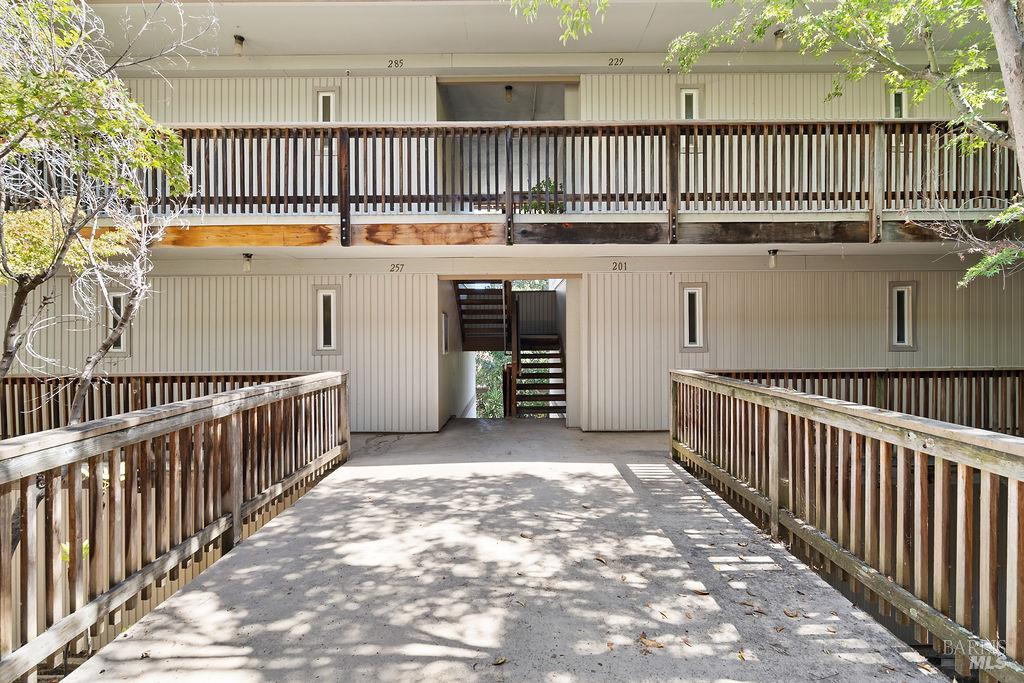 229 Nautical Court Vallejo CA 94591